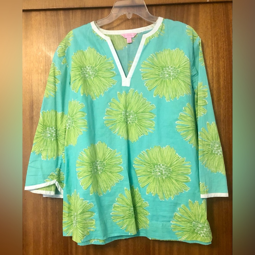 Fun summer colors Lily Pulitzer cotton tunic top